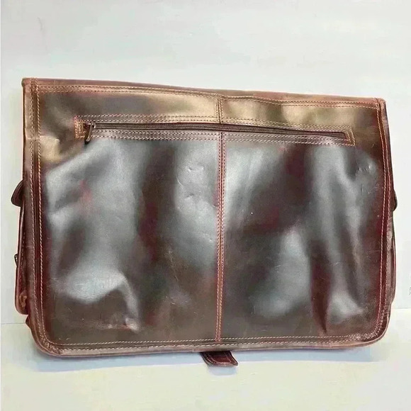 Cuero Vintage Handmade Large Leather Messenger Bag For Laptop - Picture 2 of 16